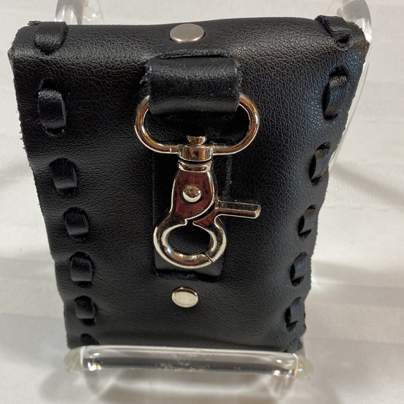 Black leather cigarette/phone holster with belt loop and clip - Picture 2 of 6